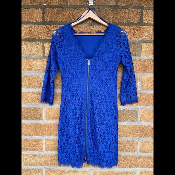 DIANE VON FURSTENBERG Royal Blue Lace Mini Dress 4 - Picture 9 of 16